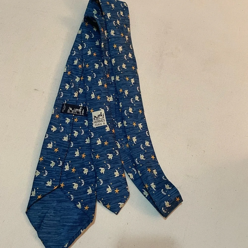 Hermès‎ tie